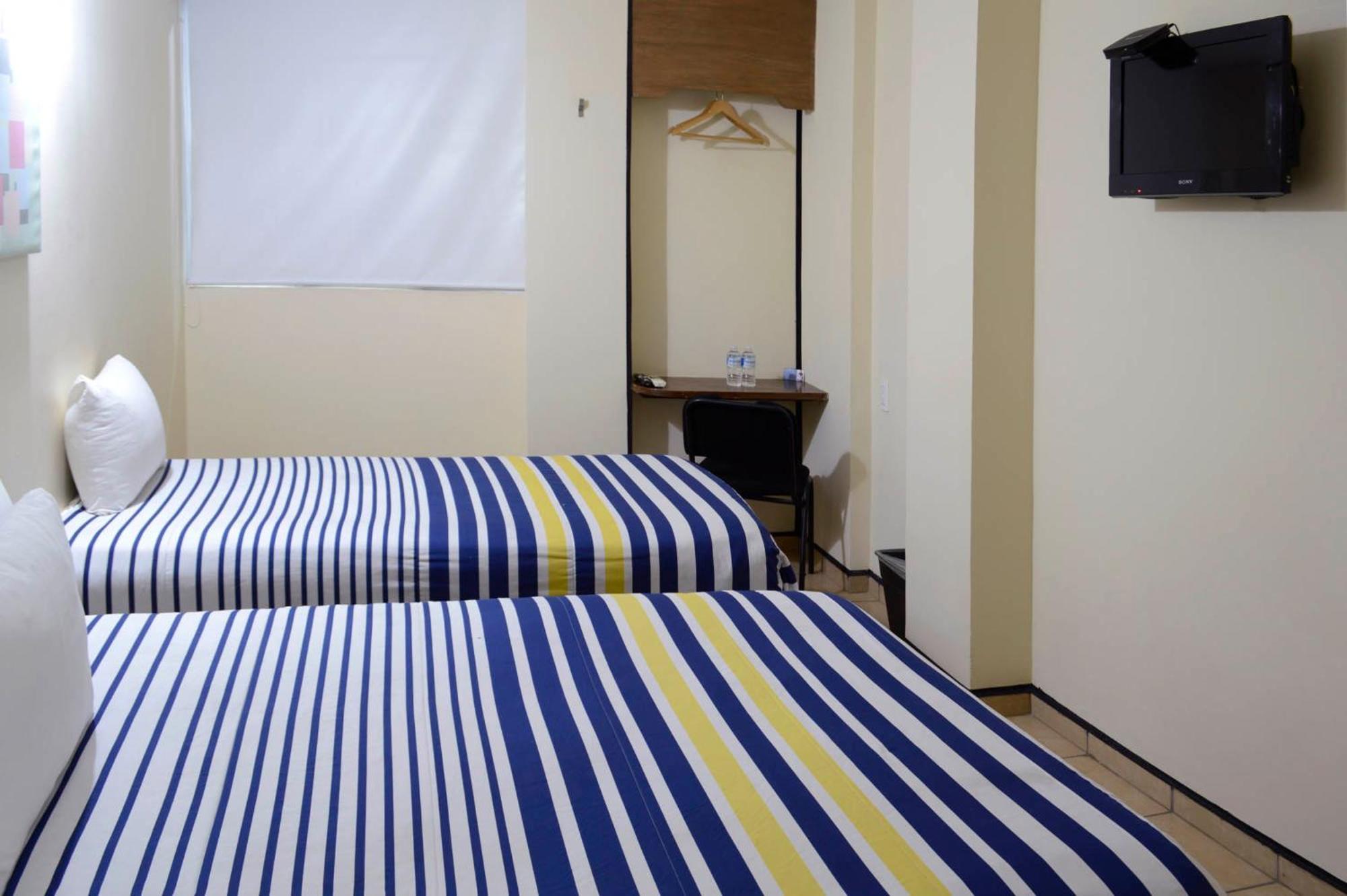 Hotel Mateos 1215 León Eksteriør bilde